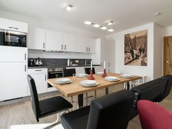 Modern Apartment Near Lake in Salzburg - Öne Çıkan Resim