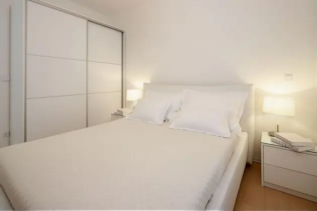 Modern apartment near the sea - Oda