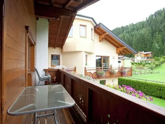 Modern Apartment Near Ski Area in Salzburger - Dış Mekan