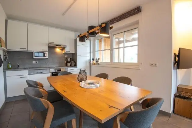 Modern Apartment Near Ski Trail in Brixen - Yerinde Yemek