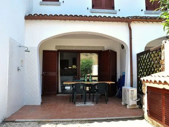Modern Apartment in Porto san Paolo - Öne Çıkan Resim