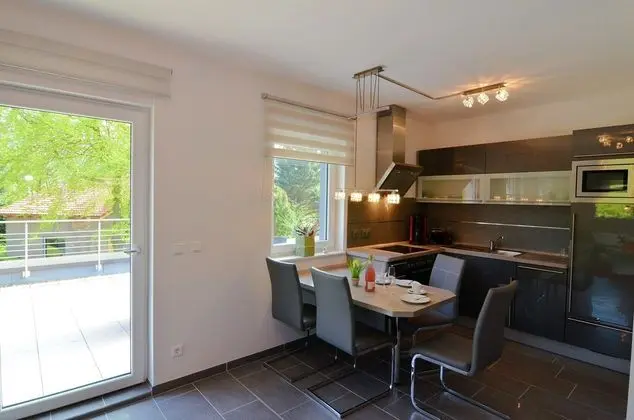 Modern Apartment With Private Roof Terrace in Bad Tabarz, in Thuringia - Yerinde Yemek