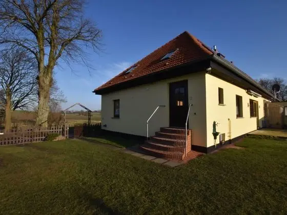Modern Apartment With Private Terrace in Kröpelin Germany - Lobi