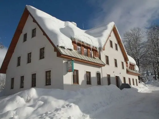 Modern Apartment in Rokytnice nad Jizerou Near Ski Area - Dış Mekan