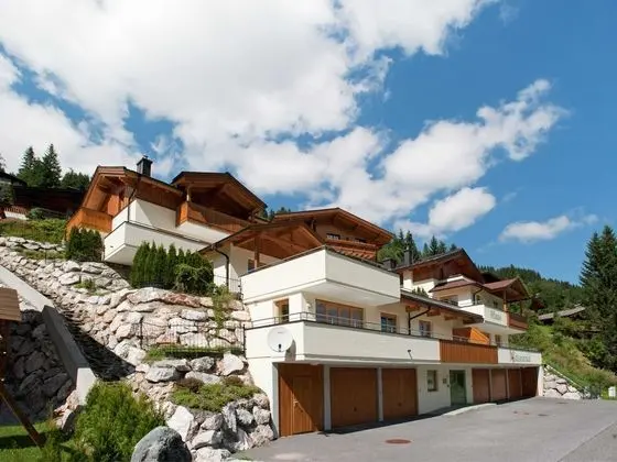 Modern Apartment in Saalbach-hinterglemm With Garden - Dış Mekan