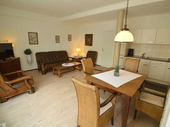 Modern Apartment in Schin op Geul Near Valkenburg - Oda Düzeni