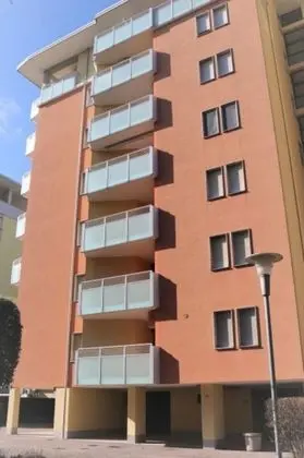 Modern Apartment With Terrace 50m From the Beach - Private Beach Place Included - Dış Mekan