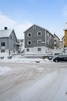 Modern apartment Tromsø - Dış Mekan