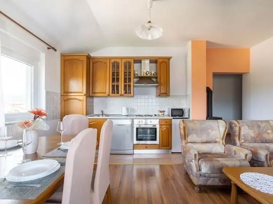 Modern Apartment in Viškovo With Balcony