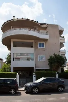 Modern apt.with sea view in Glyfada - Dış Mekan