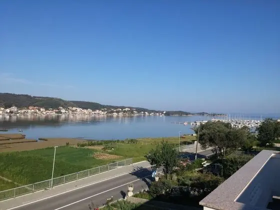 Modern Attic Apartment - Dış Mekan