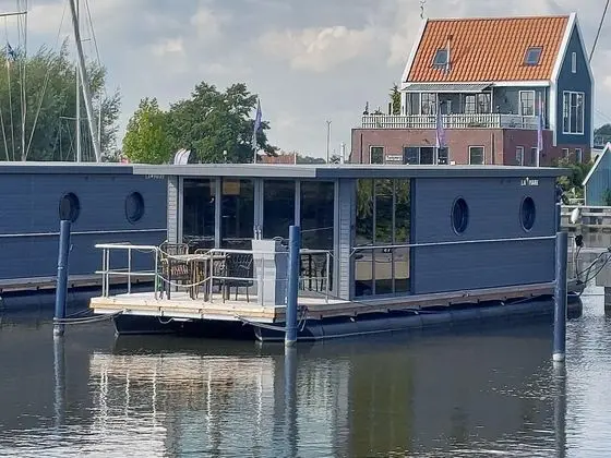 Modern Boat in Marina Volendam With Terrace - Dış Mekan