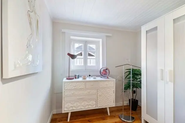 Modern & Bright One Bed Apt in St George's Castle - Oda