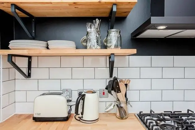 Modern Central 1 Bed in Clerkenwell - sleeps 4 - Mutfak