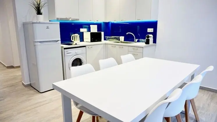 Modern & Central Apt in Athens - Oda Düzeni