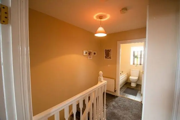 Modern Central Three Bedroom House - İç Mekan