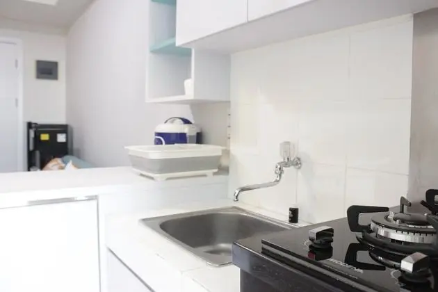 Modern Chic 2BR Apartment Parahyangan Residence near UNPAR - Mutfak