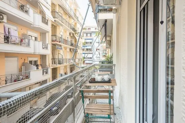 Modern City Apartment by Cloudkeys - Dış Mekan
