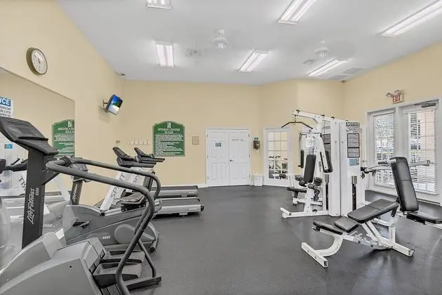 Modern & Comfy 20min to Disney Queenbeds - Fitness