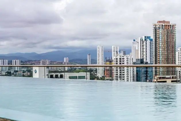 Modern Condo City Center