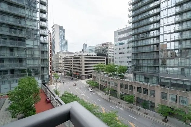 Modern Condo in Financial District - Dış Mekan