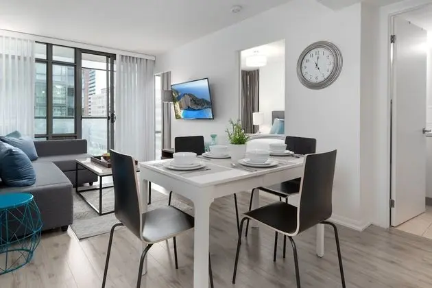Modern Condo in Financial District - Yerinde Yemek