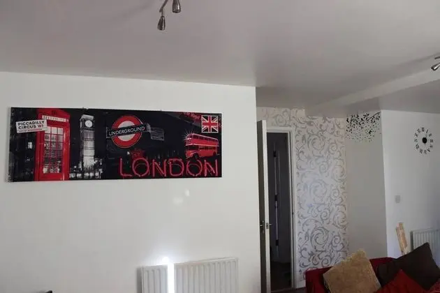 Modern and Cosy Apartment in North London, UK - İç Mekan