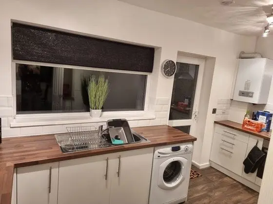 Modern and Cosy, Walking Distance to Castle & Town - Mutfak