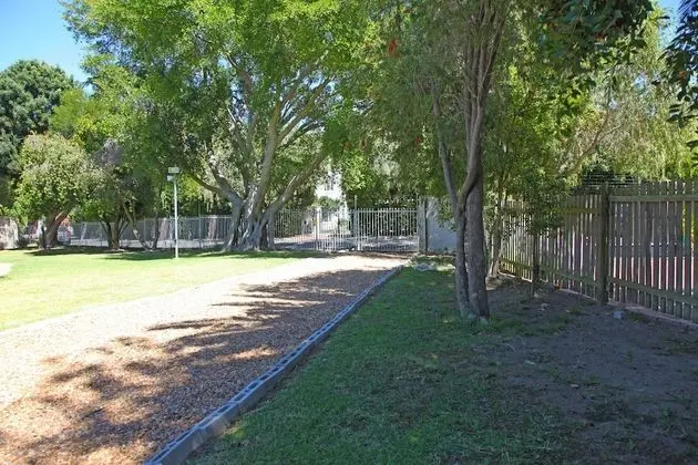 Modern Cottage In Upper Constantia - Dış Mekan