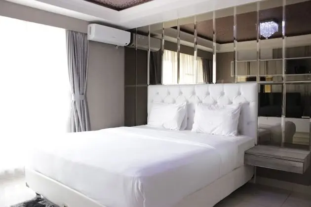 Modern & Deluxe Studio Apartment at Tamansari Tera Residence