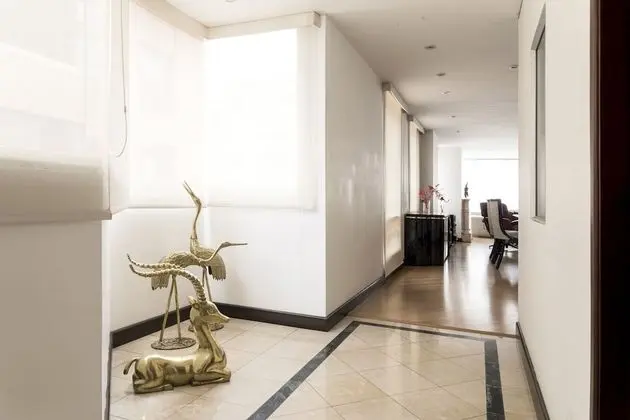 Modern Designer Flat By NOMAD GURU - Oda Düzeni