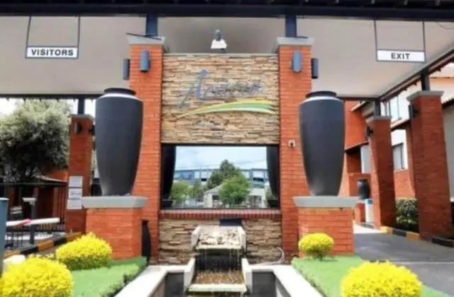 Modern Executive Penthouse All Amenities - Lobi
