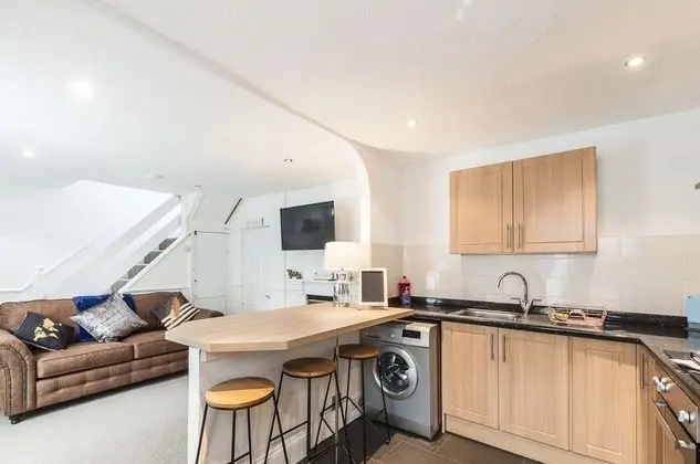 Modern Exeter City Cottage Howell Road - Mutfak