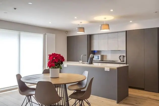 Modern Family Home in Kensington - Oda