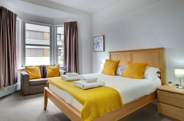 Modern First Floor Newcastle Apartment - Oda
