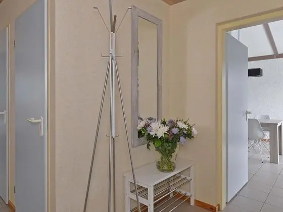 Modern Furnished Detached Bungalow, Located on the Marina - Lobi