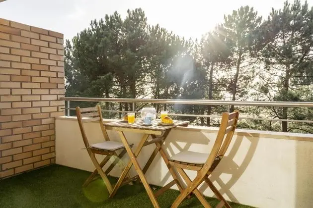 Modern Gaia in Canidelo