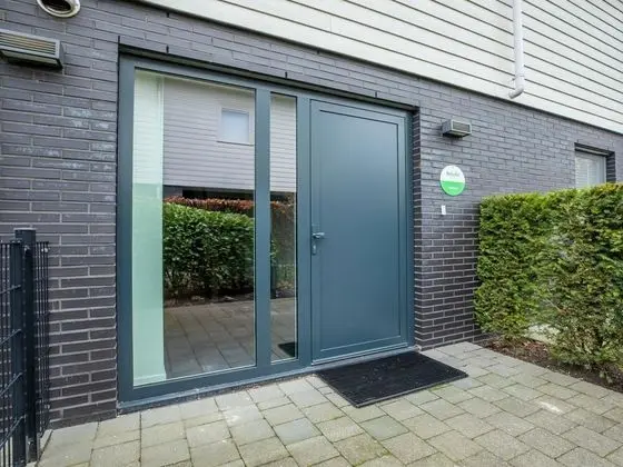 Modern Villa in Harderwijk with Hot Tub - Lobi