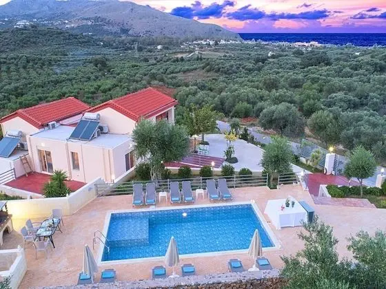 Modern Villa With Heated Swimming Pool in Georgioupoli Greece - Dış Mekan