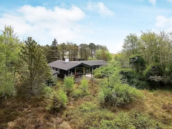 Modern Holiday Home in Ålbæk Near the Sea