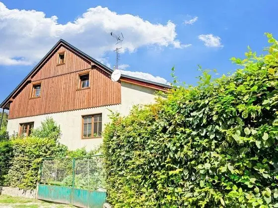 Modern Holiday Home in Cerny Dul With Private Garden - Dış Mekan