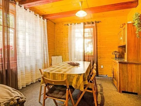 Modern Holiday Home in Cerny Dul With Private Garden - Yerinde Yemek