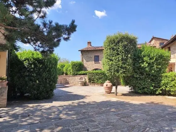 Modern Holiday Home in Gambassi Terme With Private Terrace - Dış Mekan