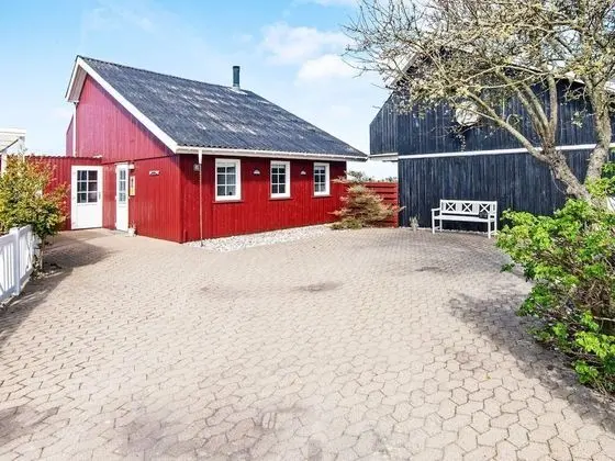Modern Holiday Home in Hemmet Near Beach