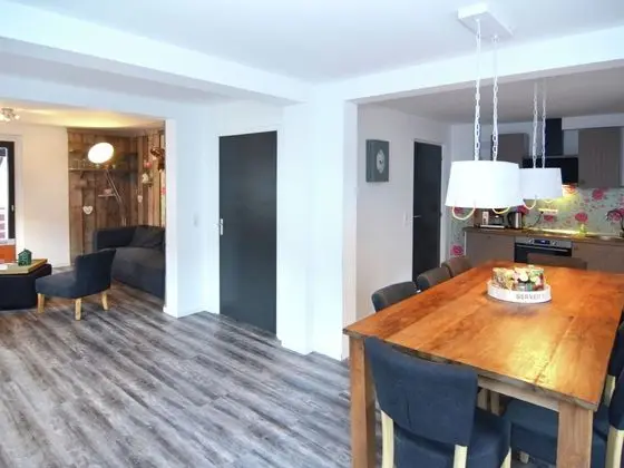 Modern Holiday Home in Hessen With Private Terrace - Yerinde Yemek