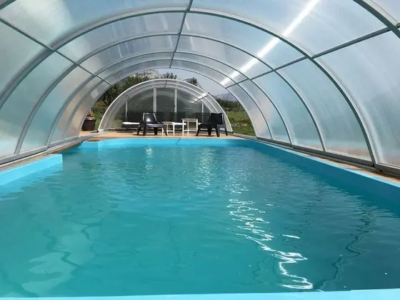 Modern Holiday Home in Kaštel Sucurac by the Sea - Havuz