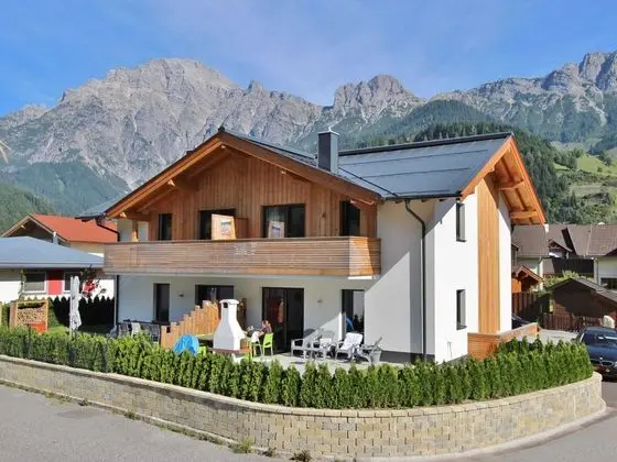 Modern Holiday Home in Leogang With Private Sauna - Öne Çıkan Resim