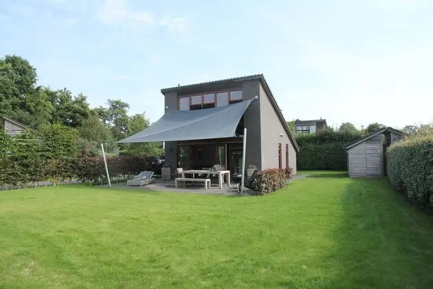 Modern Holiday Home Located Against the Dunes Between Schoorl and Bergen - Dış Mekan