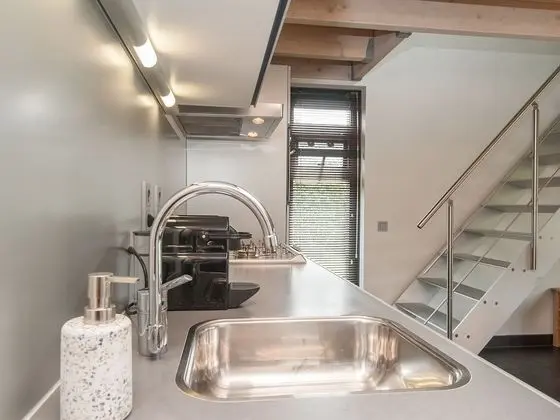 Modern Holiday Home Located Against the Dunes Between Schoorl and Bergen - Mutfak