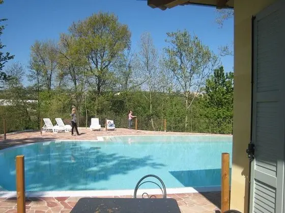 Modern Holiday Home in Manerba del Garda With Garden